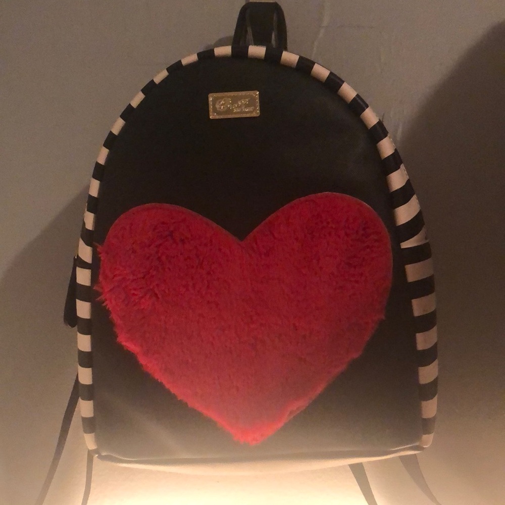 Betsy Johnson mini backpack💕